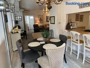 Adorable Buckeye Lake Cottage - Image 3