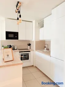 Cozy apartment near Paris - Image 2