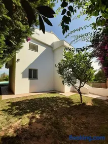 Edard's Private Villa - Image 3