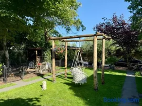 Casa aan de Plas, B&B met sauna en hottub of jacuzzi - Image 2