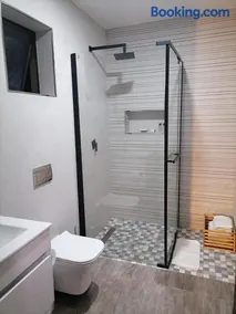 HWH Guesthouse Middelburg - Image 2
