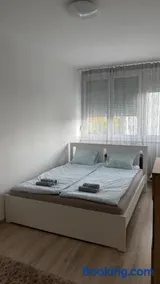 Várkonyi Deluxe Apartman - Image 2