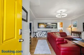 The Sunny Side Stay - Image 2