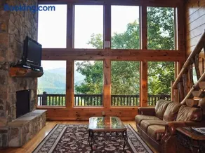 Majestic Manor - Peaceful Modern Cabin Retreat Near Watauga Lake - Image 2