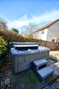Modern 4-Bed Home, Tranent - Image 2