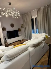 Valamar Elite Seafront Luxury Villa with Private Pool - Image 1