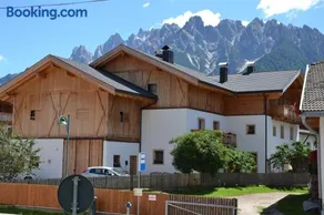 Mutznhof - Image 1