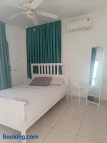 Efterpis12 St. House - Image 2