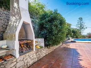 Villa Elisea Retreat | Pool, BBQ Holiday Vibes - Image 3