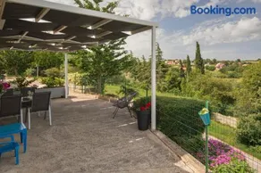 Apartments Flora - Image 1