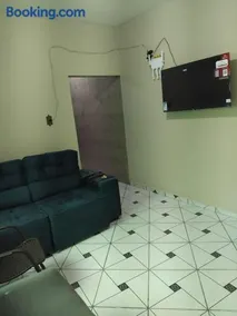 casa bem próxima a feira livre e do Santuário - Image 2