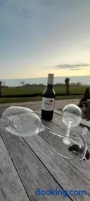 Stacaravan op de paardenboerderij Sneek - Image 3