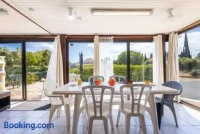 Petit pavillon pour 8 personnes dans une résidence avec piscine - Image 3
