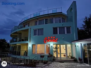 Family Hotel Coral - Image 2