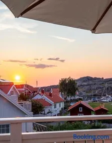 Archipelago Villa, Sea View, Hästens Beds and boat - Image 4