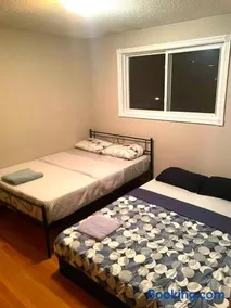 Homestay Near Victoria Park- FREE WIFI & PARKING-TOP LOCATION - Image 2
