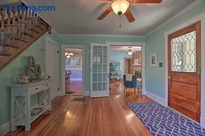 Dtwn Lake Geneva Home, Walk to Beach & Restaurants - Image 5