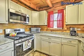 The Log Cabin At Equestrian House - Image 5