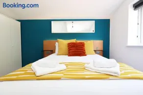 The Penarth Retreat - Modern 2-Bed Apartment! - Image 2