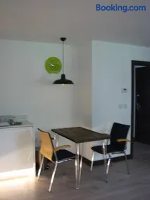Modern flat near Silverstone, Bicester and Stow - Image 2
