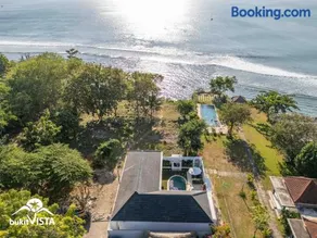 Romeo Beachfront Villa by Bukit Vista - Image 2
