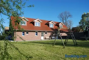 Ferienhaus Lobbe - WG 02 über zwei Etagen, strandnah - Image 1