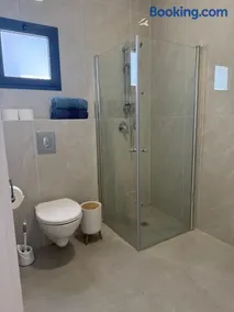 Sailors Hotel - Image 3