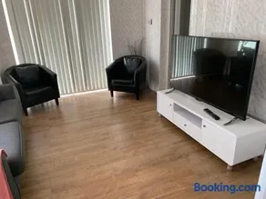 Coed Bach Suite - Image 3