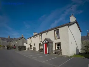 The Red Lion - Image 4