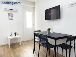 3Bedrooms Apartment Madrid - Image 3