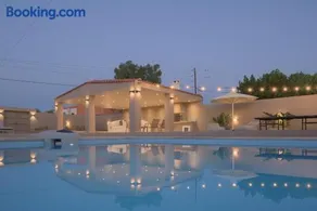 Maroon 7 Residence - Image 1