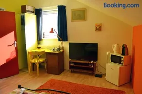 Harry's Home Tiel Bed & Breakfast - Image 4