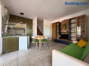Kennedy House - Image 3