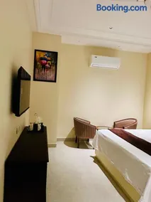 Hotel Velmont - Image 1