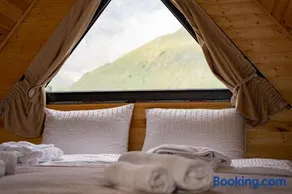 Outdoor Cottages Kazbegi - Image 1