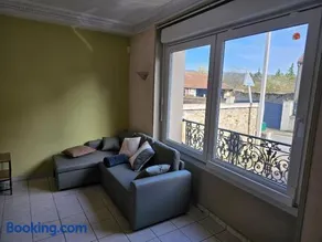 Charming 3-Bedroom House, Perfect for Family Getaways or Extended Professional Stays - Image 1