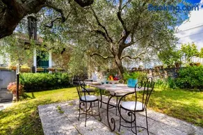 Hostdomus - Olive and Garden - Image 5