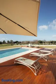 Martina's Vineyard - rooms - Image 2