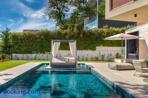 Villa Mol by Villsy - with private pool, sauna, jacuzzi - Image 2