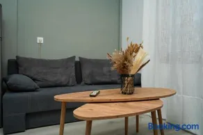 Bougainvillea Loft - Image 1