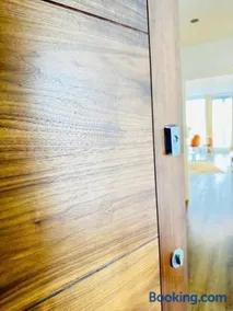 Gorgeous two bedroom luxury Apartment sleeps 6 - Image 5
