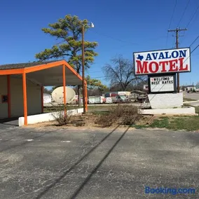 Avalon Motel - Image 1
