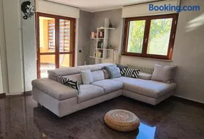 Casa Vignolet : la finestra su Pont-Saint-Martin - Image 2
