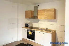 cozy 2-room Apartment - Image 4