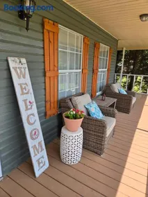 Lake House - Image 2