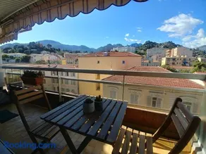 Studio avec Parking Privé au Cœur de la Ville - Image 1