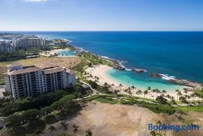 Two Bed, Two Bath 14th Floor Penthouse with Expansive Ocean Views - Image 3