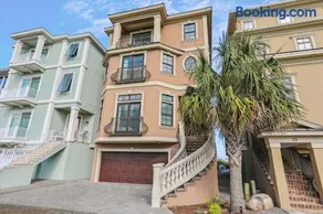 21 Singleton Beach- Oceanfront, Pool, Private Beach Access! Free Activities Included - Image 5