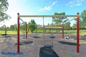 Best Location Entire House Staycation Parkland Surrounding - Image 5