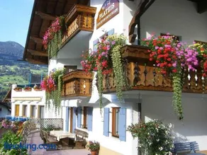 Appartement adapté aux familles avec barbecue, sauna et jardin | Vue montagne - Image 3